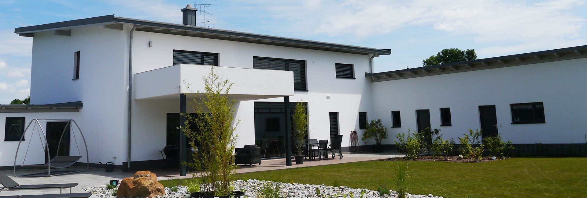 Garten eines Einfamilienhauses der Duldinger Bau GmbH in Triftern